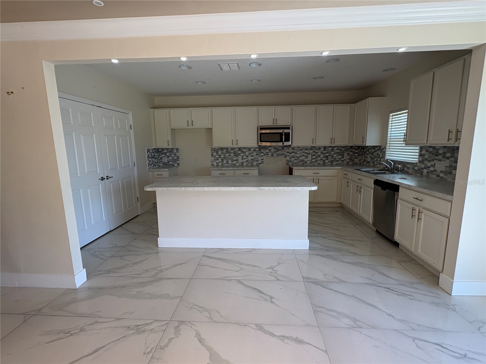 2237 Cypress Lake Place Kissimmee FL 34758 S5147565 image7