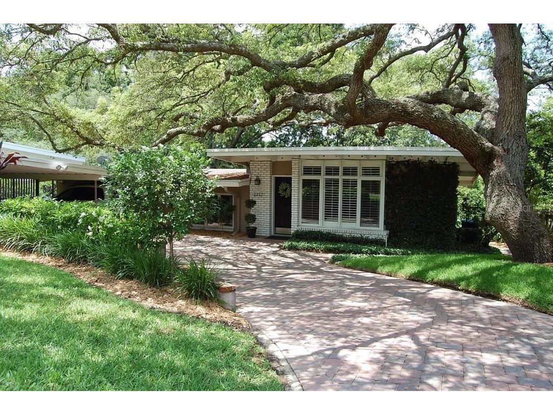 2237 Howard Drive Winter Park FL 32789 - LAKE FOREST O6009962 image1