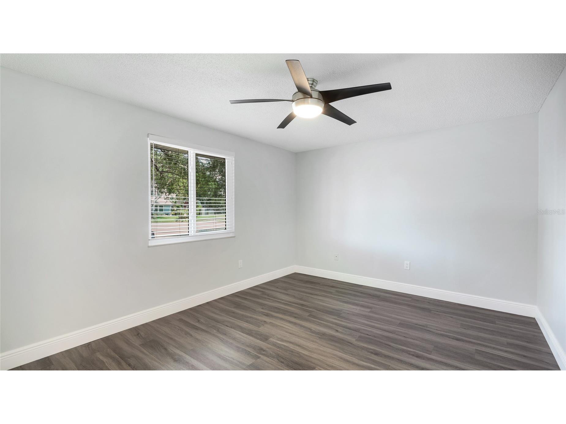 2237 Lockwood Meadows Circle Sarasota FL 34234 A4693962 image15