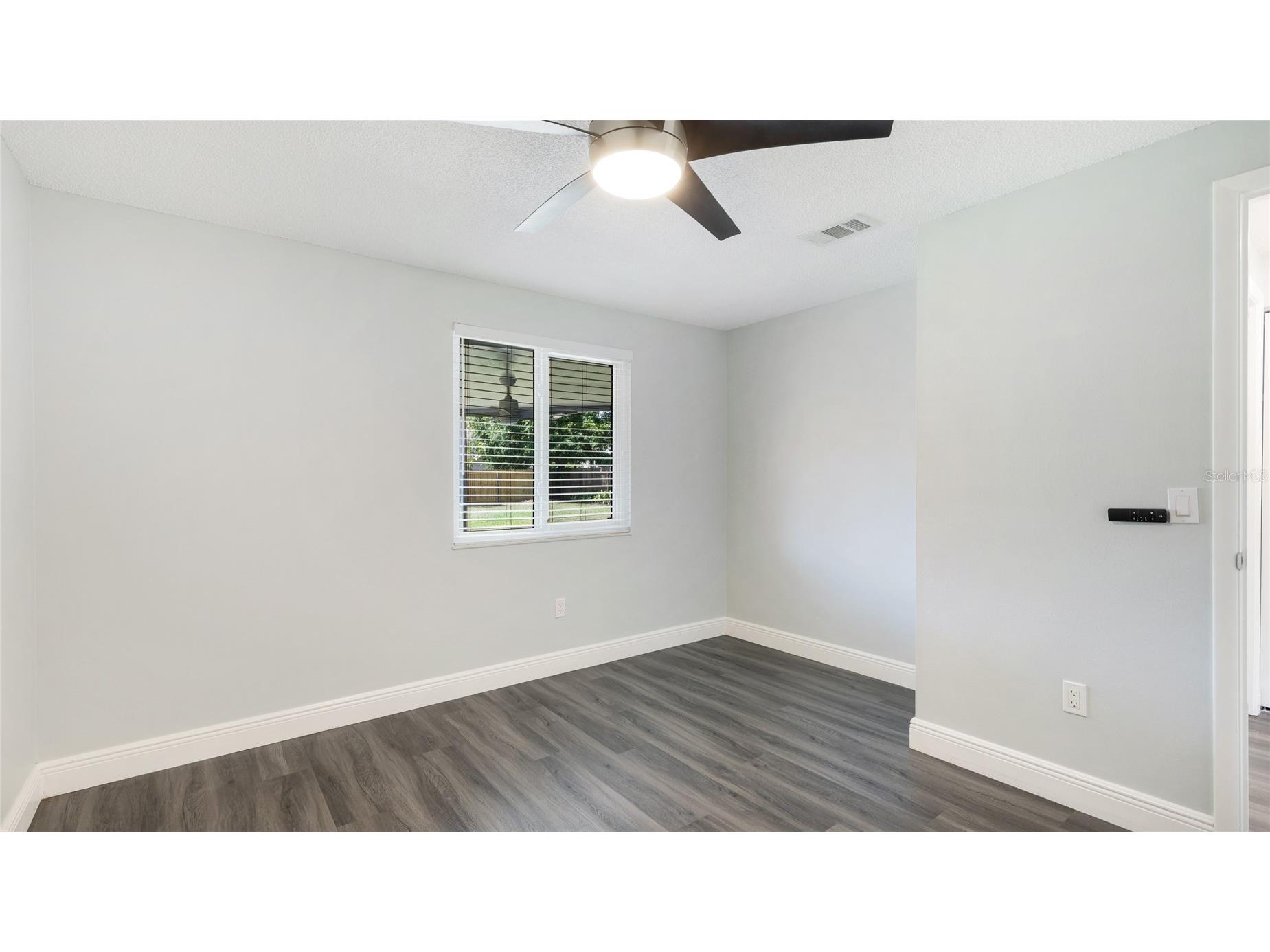 2237 Lockwood Meadows Circle Sarasota FL 34234 A4693962 image20
