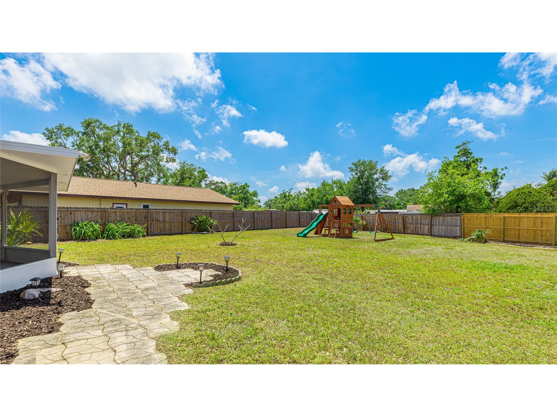2237 Lockwood Meadows Circle Sarasota FL 34234 A4693962 image24