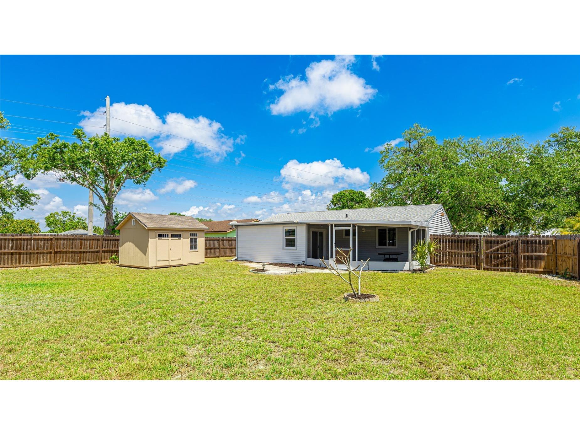 2237 Lockwood Meadows Circle Sarasota FL 34234 A4693962 image26
