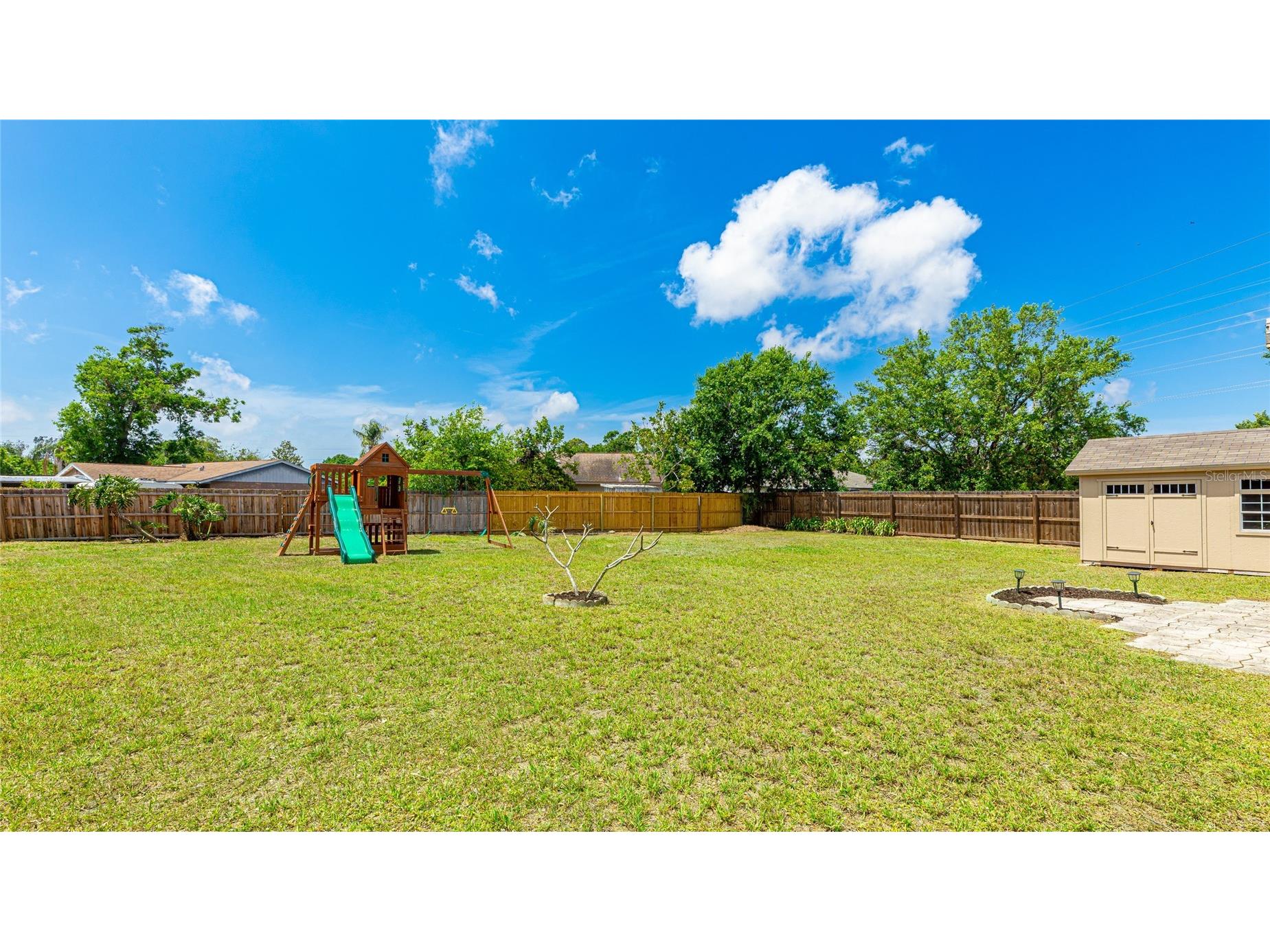 2237 Lockwood Meadows Circle Sarasota FL 34234 A4693962 image27