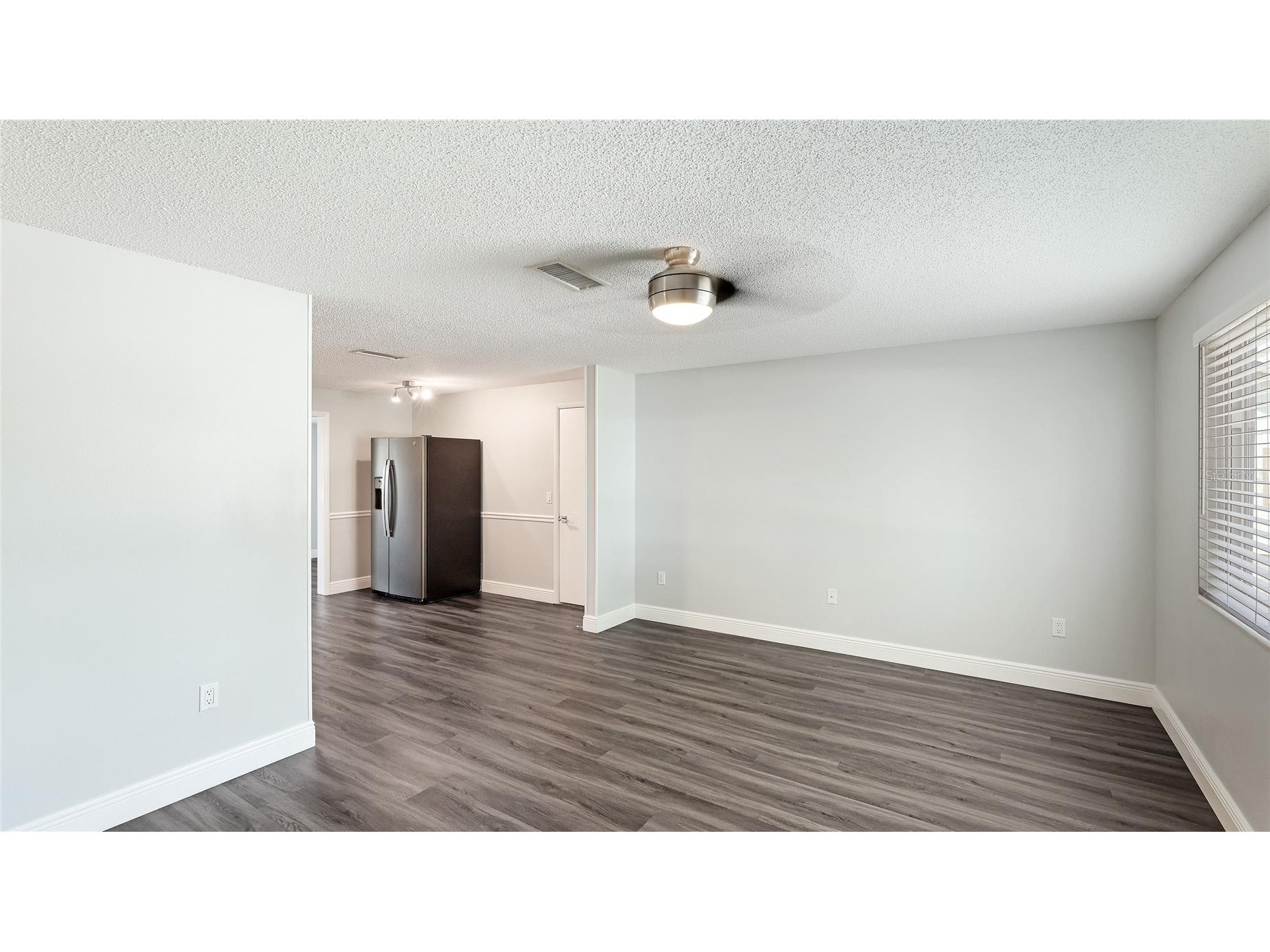 2237 Lockwood Meadows Circle Sarasota FL 34234 A4693962 image6
