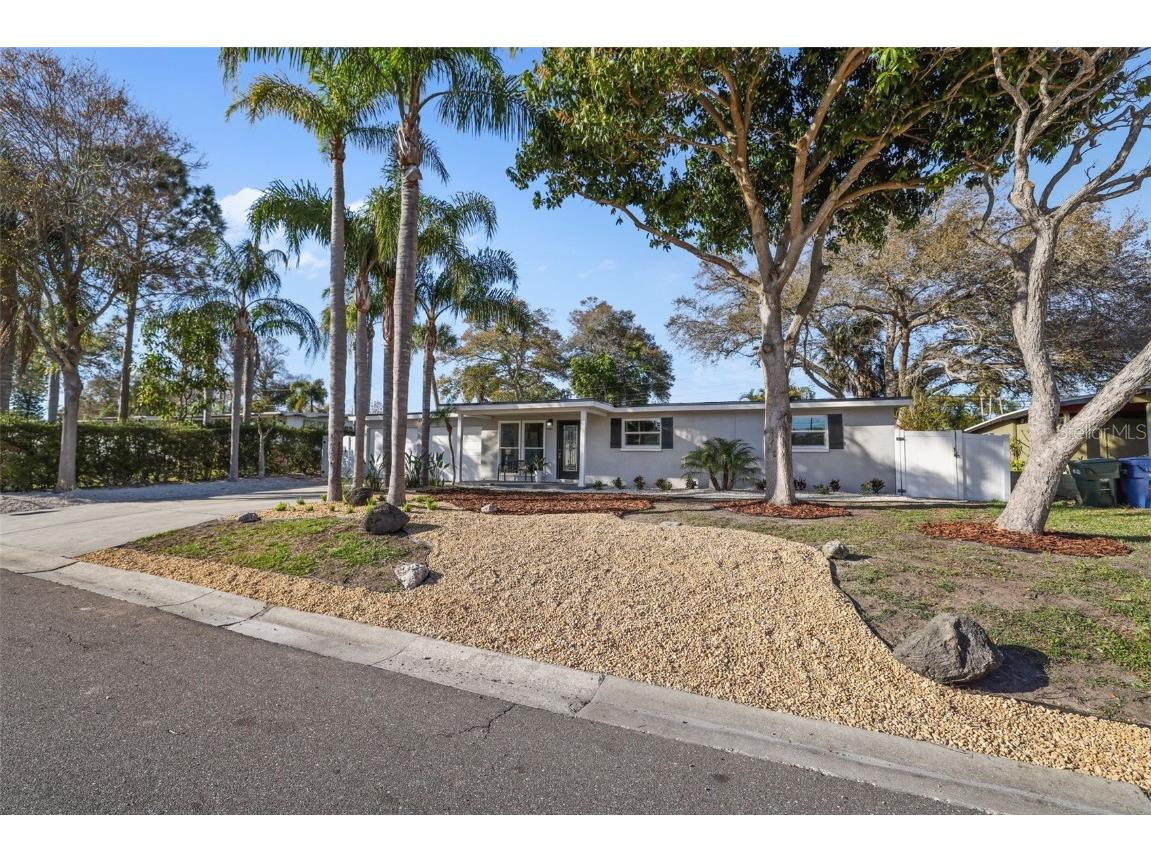 2237 Victory Avenue Largo FL 33770 U8243520 image1