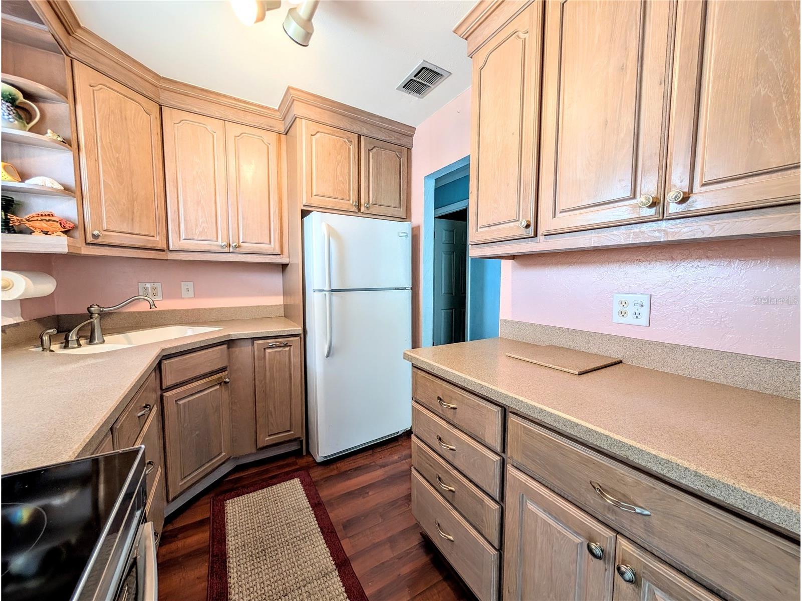 2238 Canal Drive #D34 Bradenton FL 34207 A4686585 image3