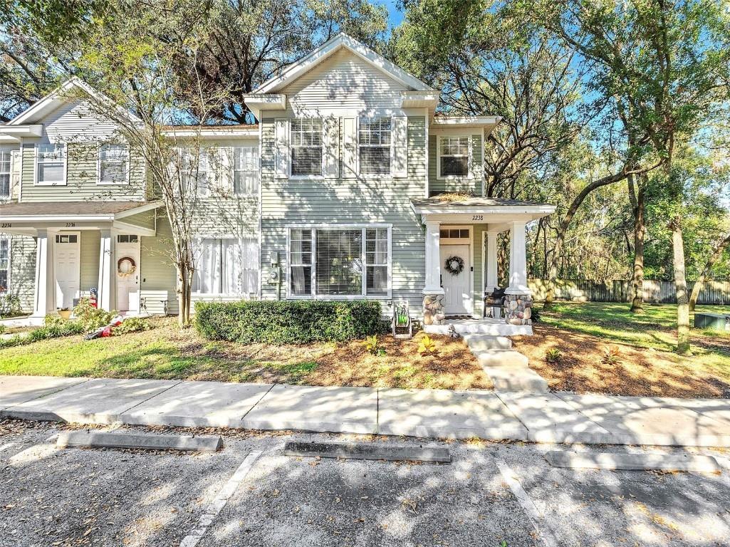 2238 Golden Oak Lane Valrico FL 33594 L4948918 image1
