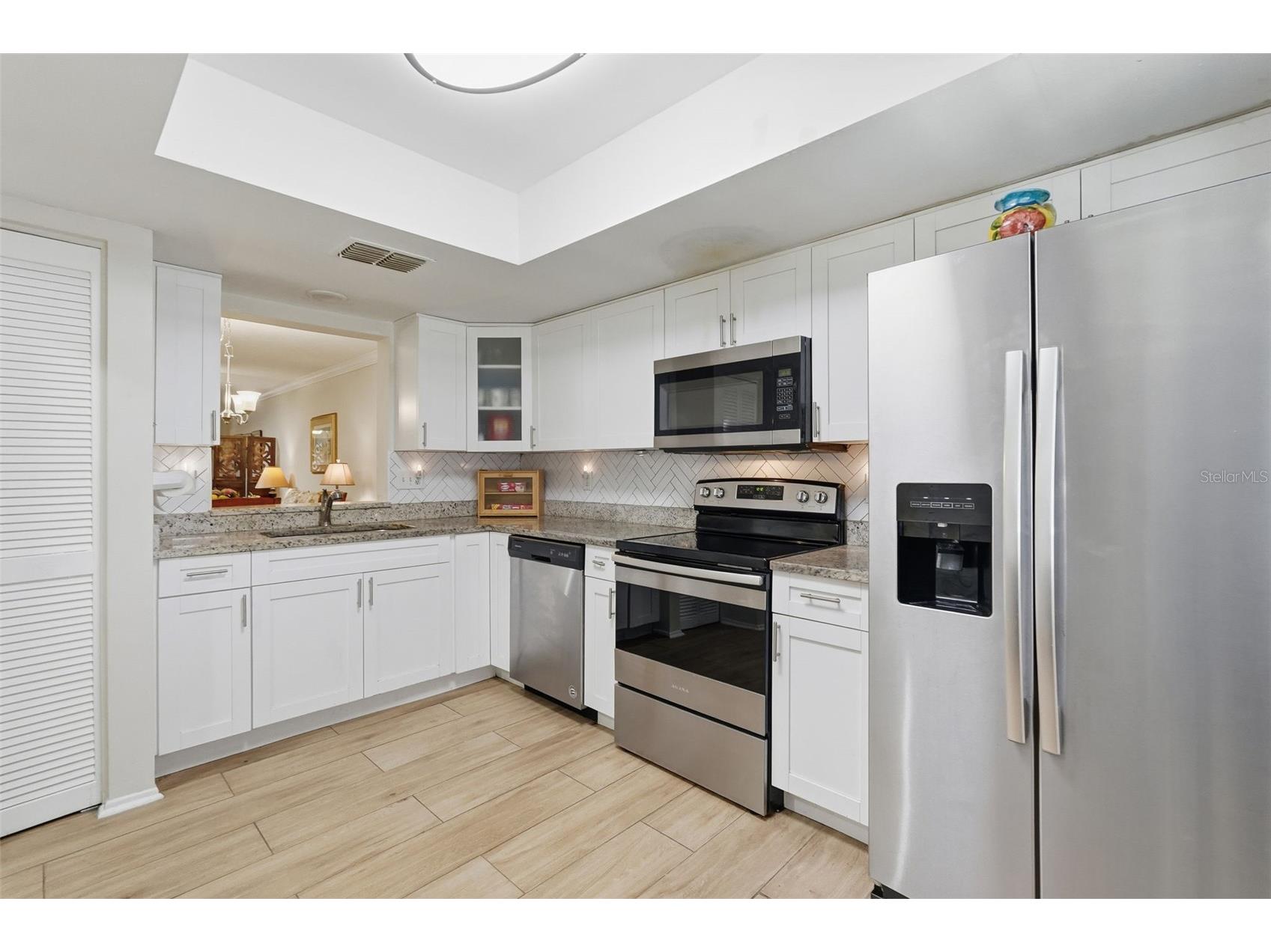 2238 Lark Circle W #D Palm Harbor FL 34684 TB8466844 image4