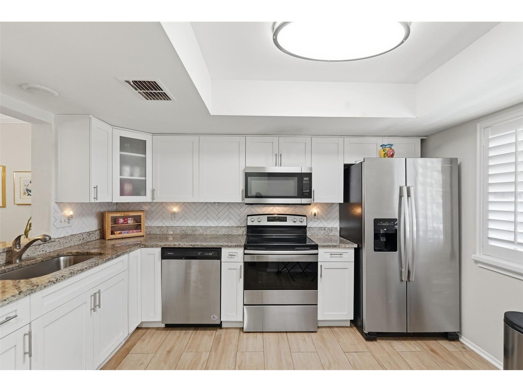 2238 Lark Circle W #D Palm Harbor FL 34684 TB8466844 image5