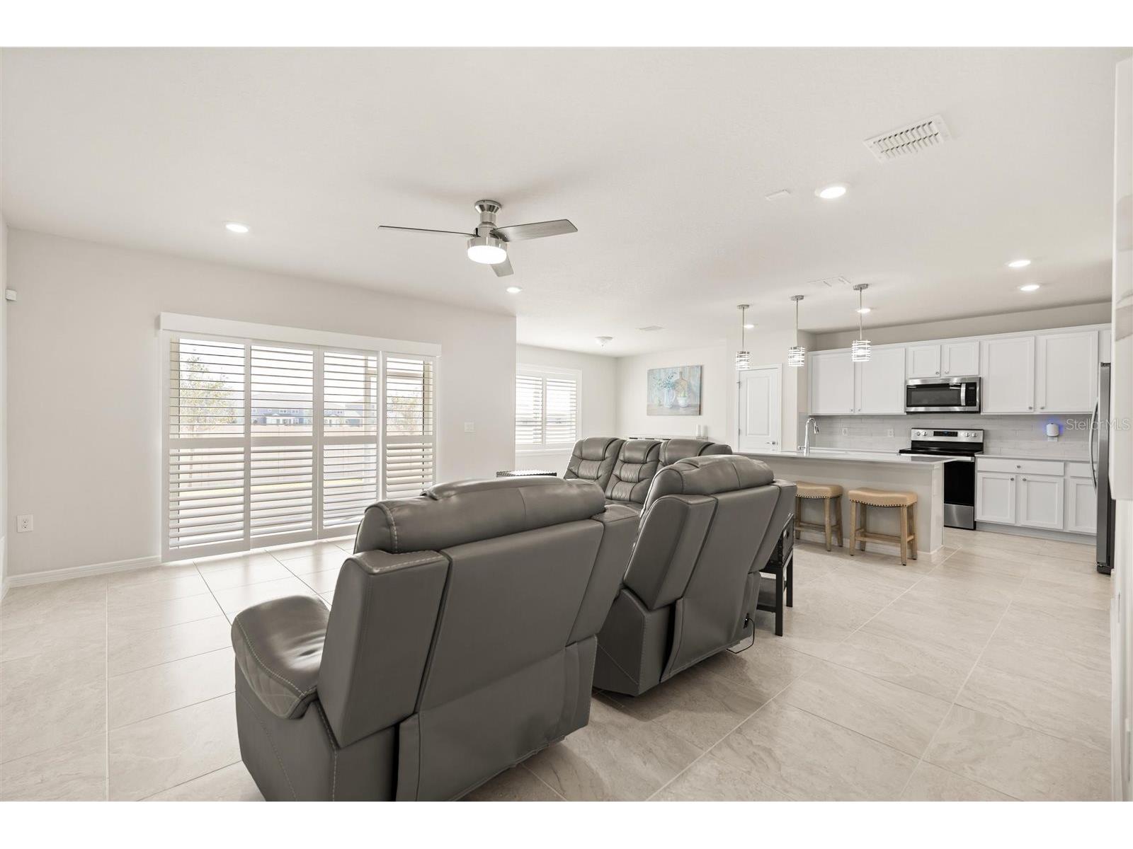 2238 Lovely Lane Davenport FL 33896 O6384854 image4