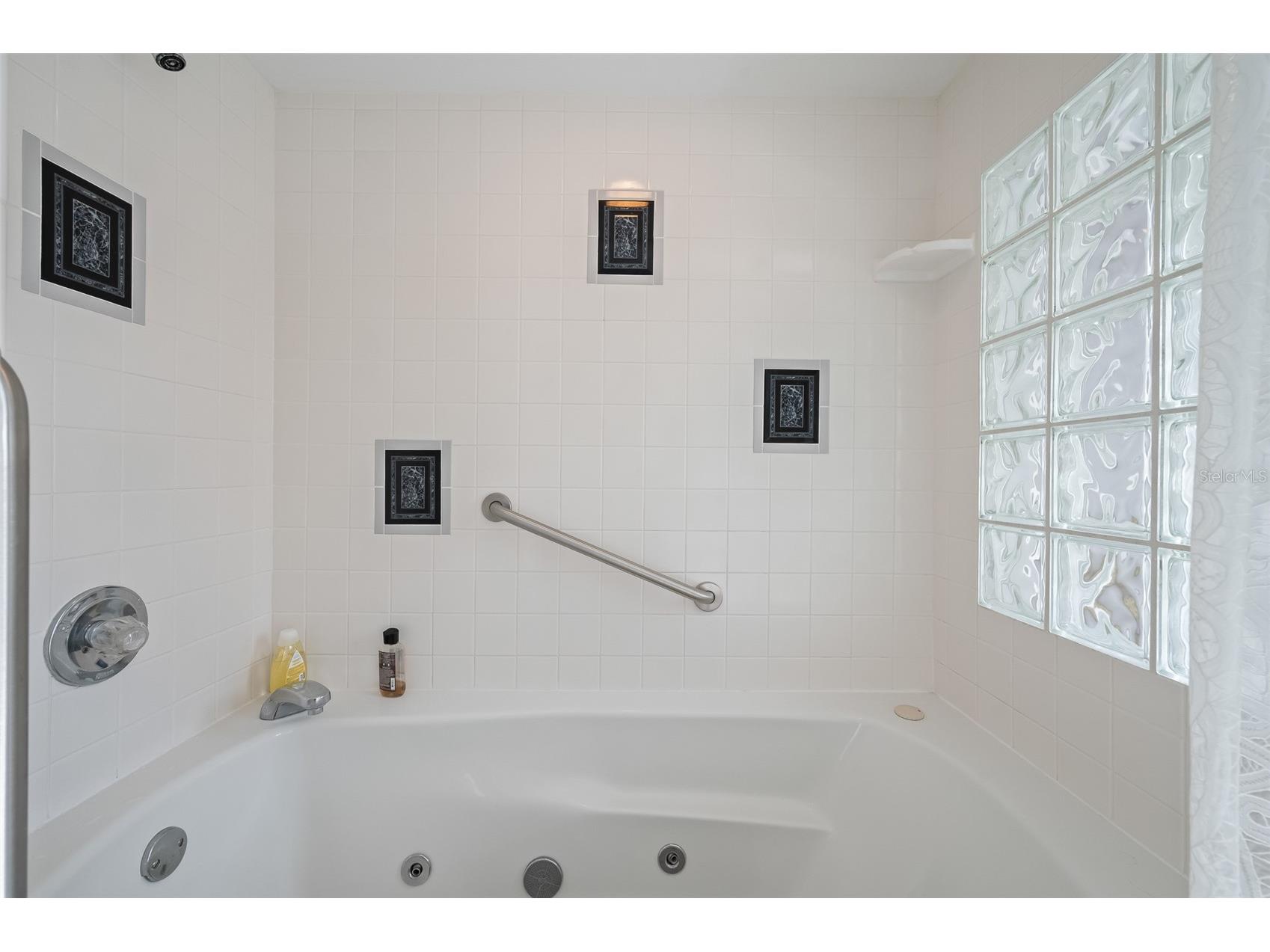 2238 NW 16th Avenue Gainesville FL 32605 FC314728 image22