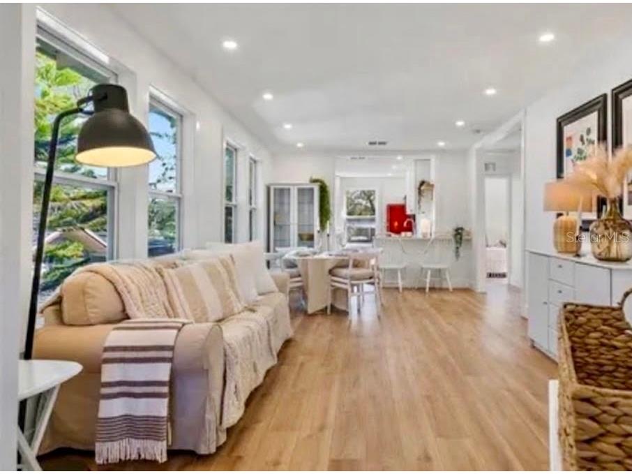 2238 Quincy Street S Saint Petersburg FL 33711 TB8525205 image2