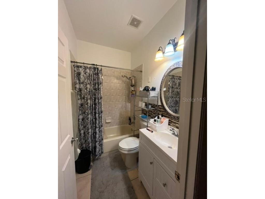 2238 Windcrest Lake Circle Orlando FL 32824 V4941282 image8