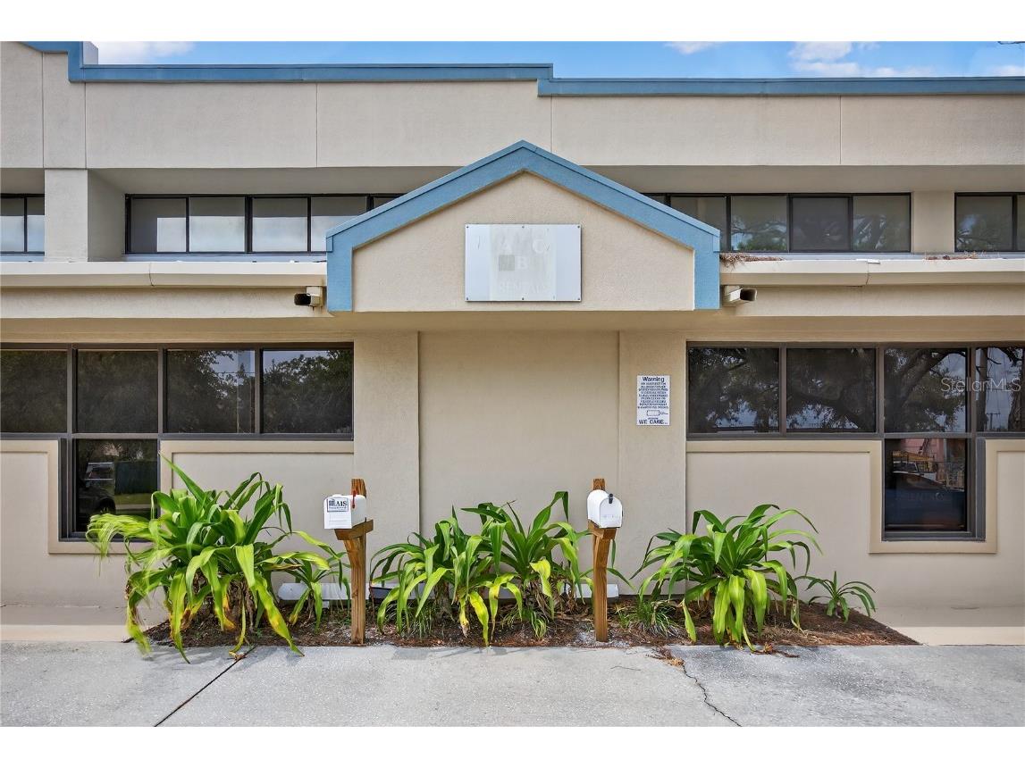 2239 15th Street #D Sarasota FL 34237 A4659067 image2