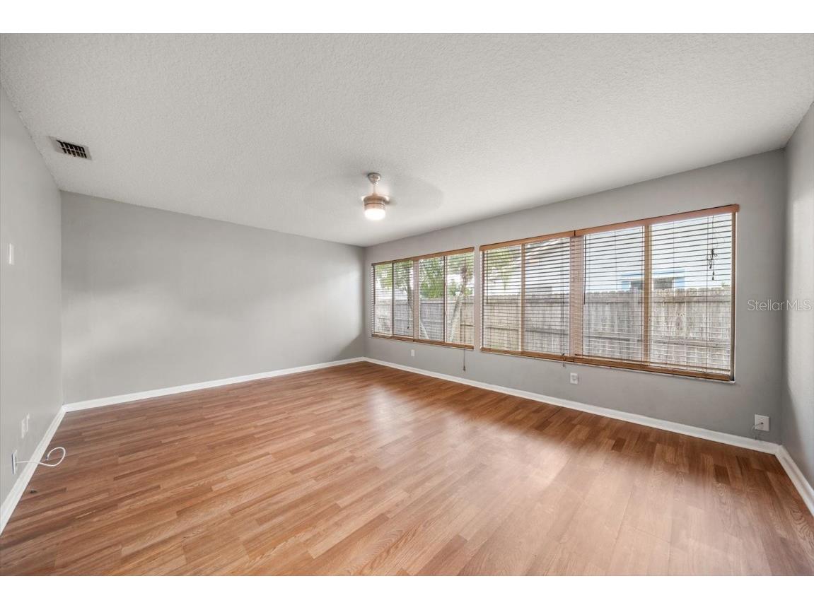 2239 Beacon Point Boulevard Palm Harbor FL 34683 TB8430117 image17