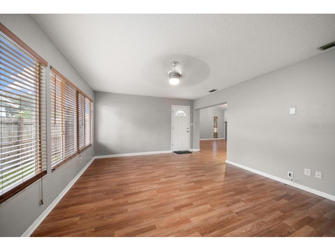 2239 Beacon Point Boulevard Palm Harbor FL 34683 TB8430117 image18