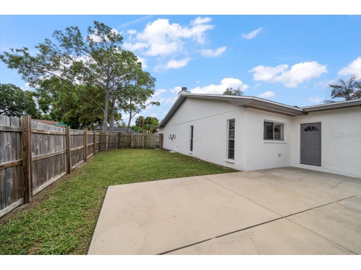2239 Beacon Point Boulevard Palm Harbor FL 34683 TB8430117 image35