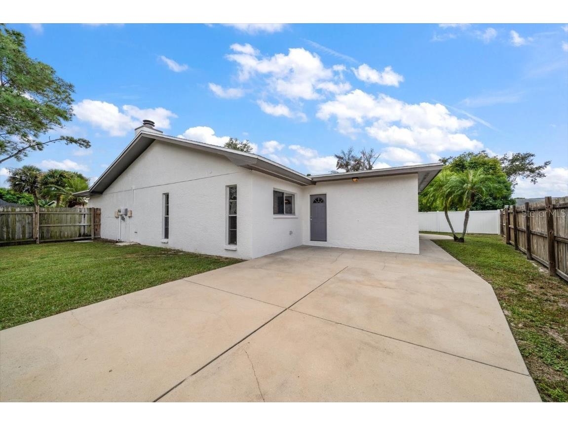 2239 Beacon Point Boulevard Palm Harbor FL 34683 TB8430117 image36