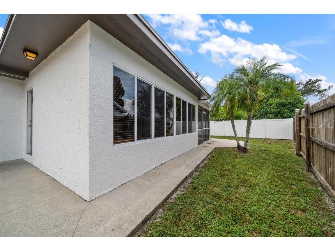 2239 Beacon Point Boulevard Palm Harbor FL 34683 TB8430117 image40