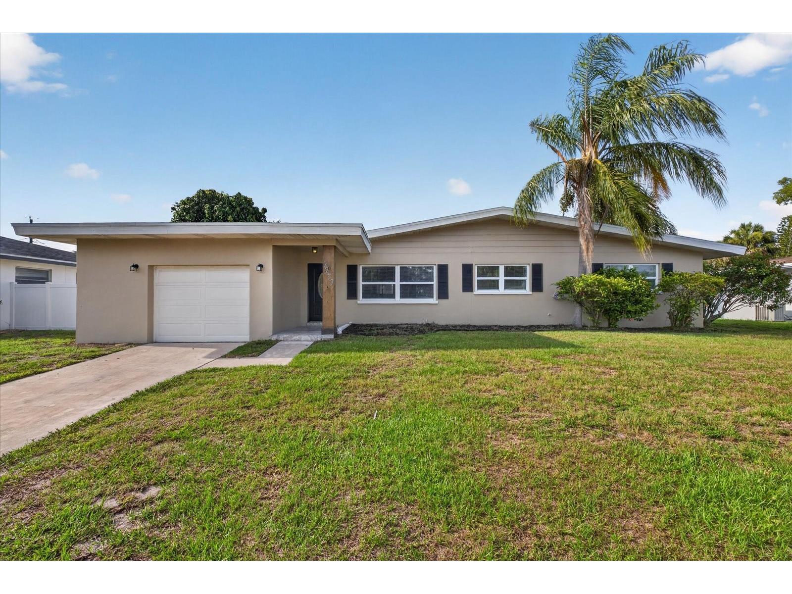 2239 Duncan Drive Belleair Bluffs FL 33770 TB8512719 image1