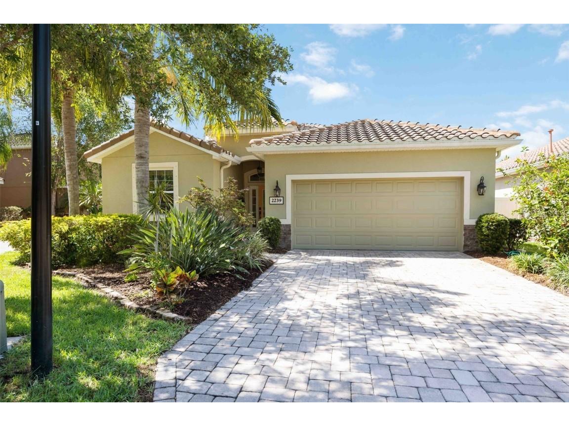 2239 Ellarose Circle Sarasota FL 34232 A4649817 image1