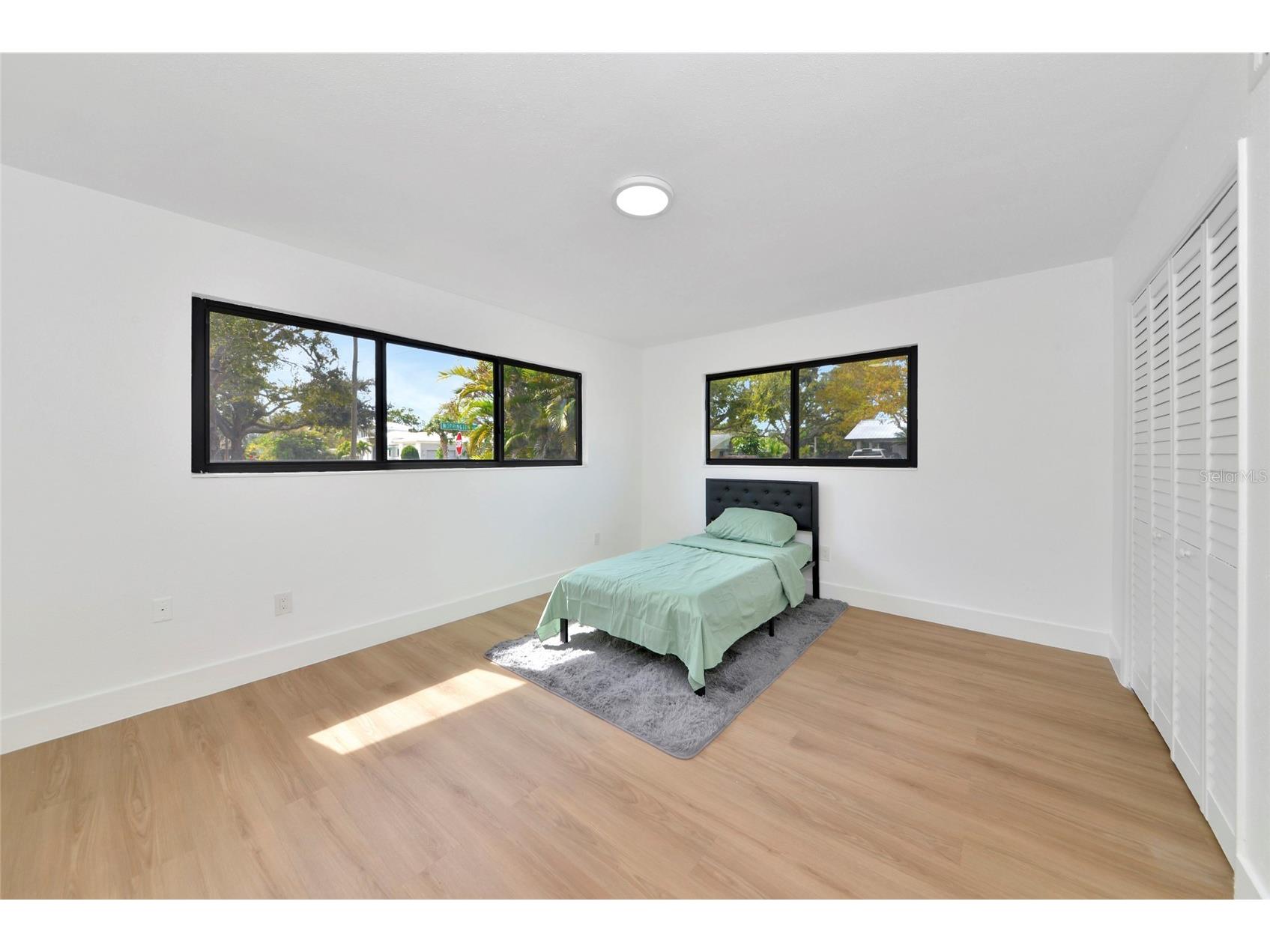 2239 Worrington Street Sarasota FL 34231 A4684340 image18