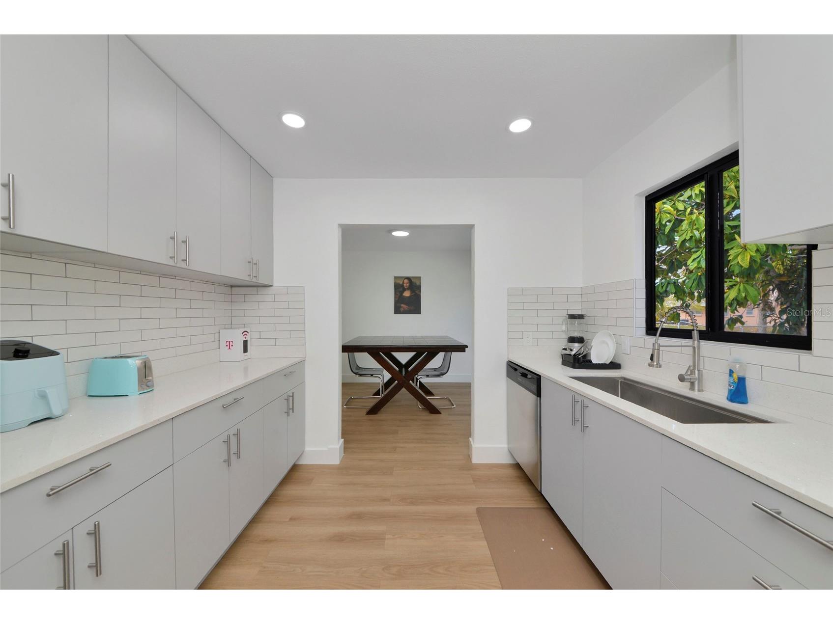2239 Worrington Street Sarasota FL 34231 A4684340 image7