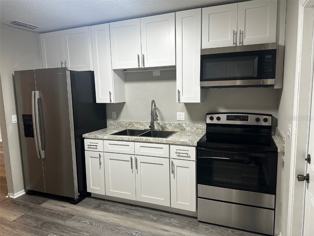 224 4th Street Lake Mary FL 32746 O6172917 image1