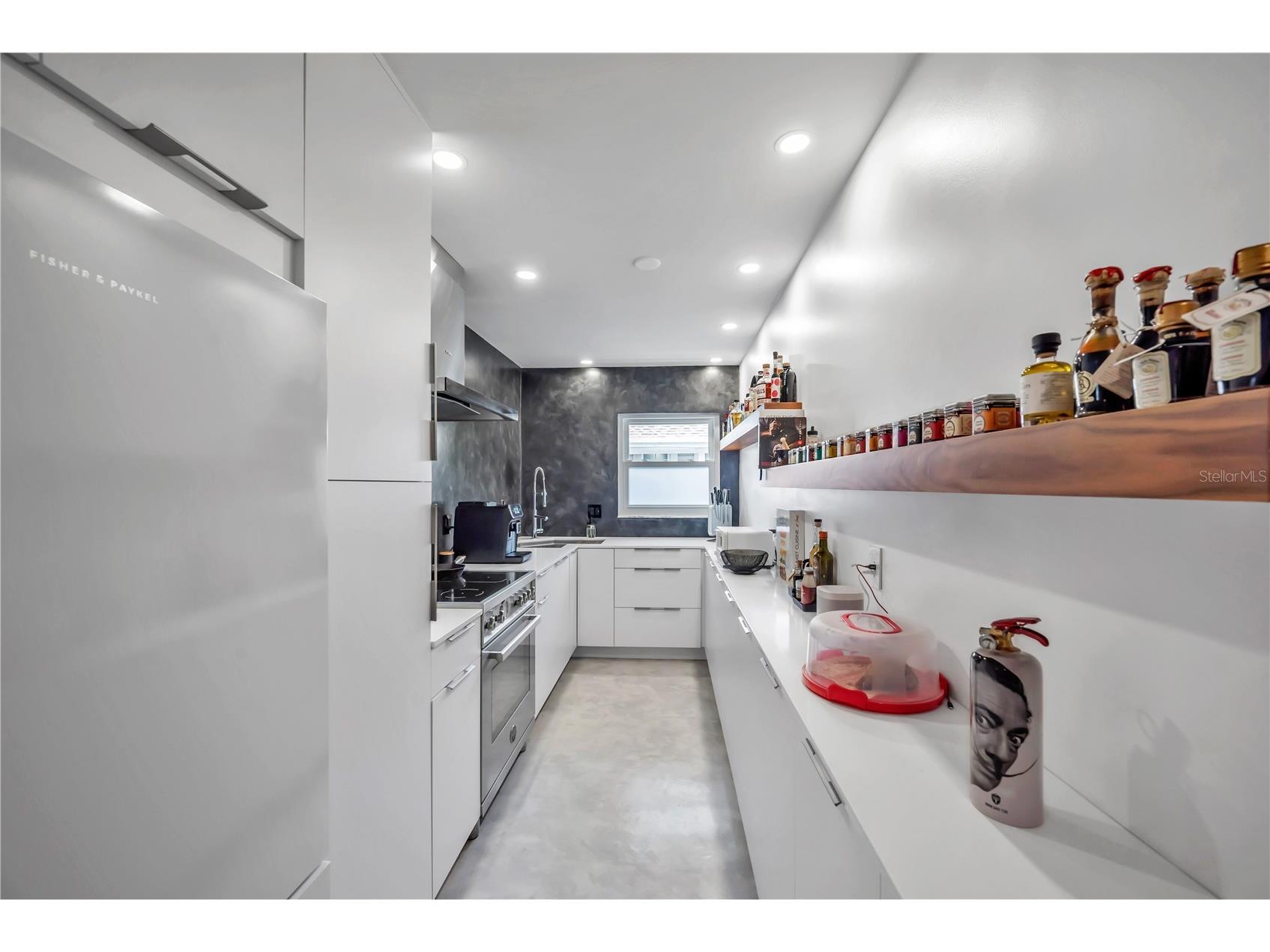 224 6th Avenue N #13 Saint Petersburg FL 33701 TB8499632 image12