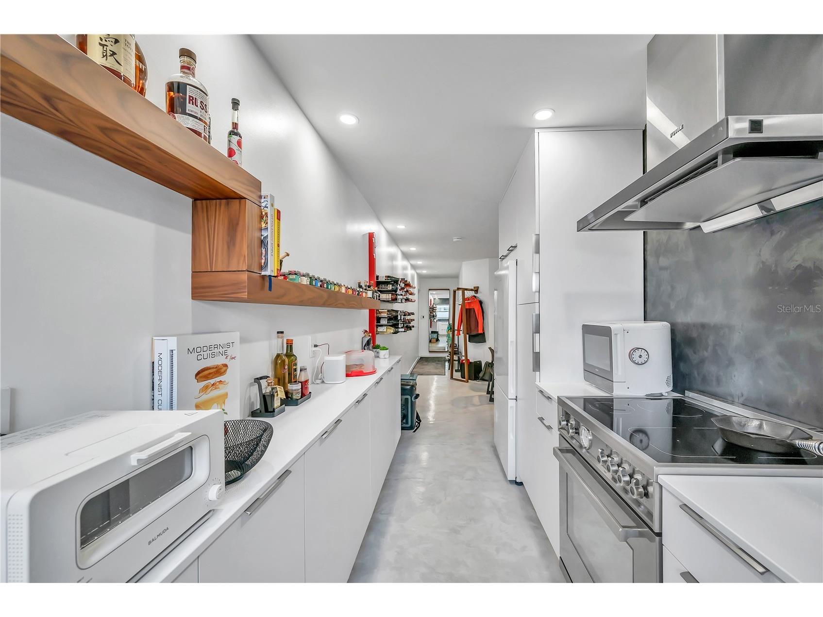 224 6th Avenue N #13 Saint Petersburg FL 33701 TB8499632 image16