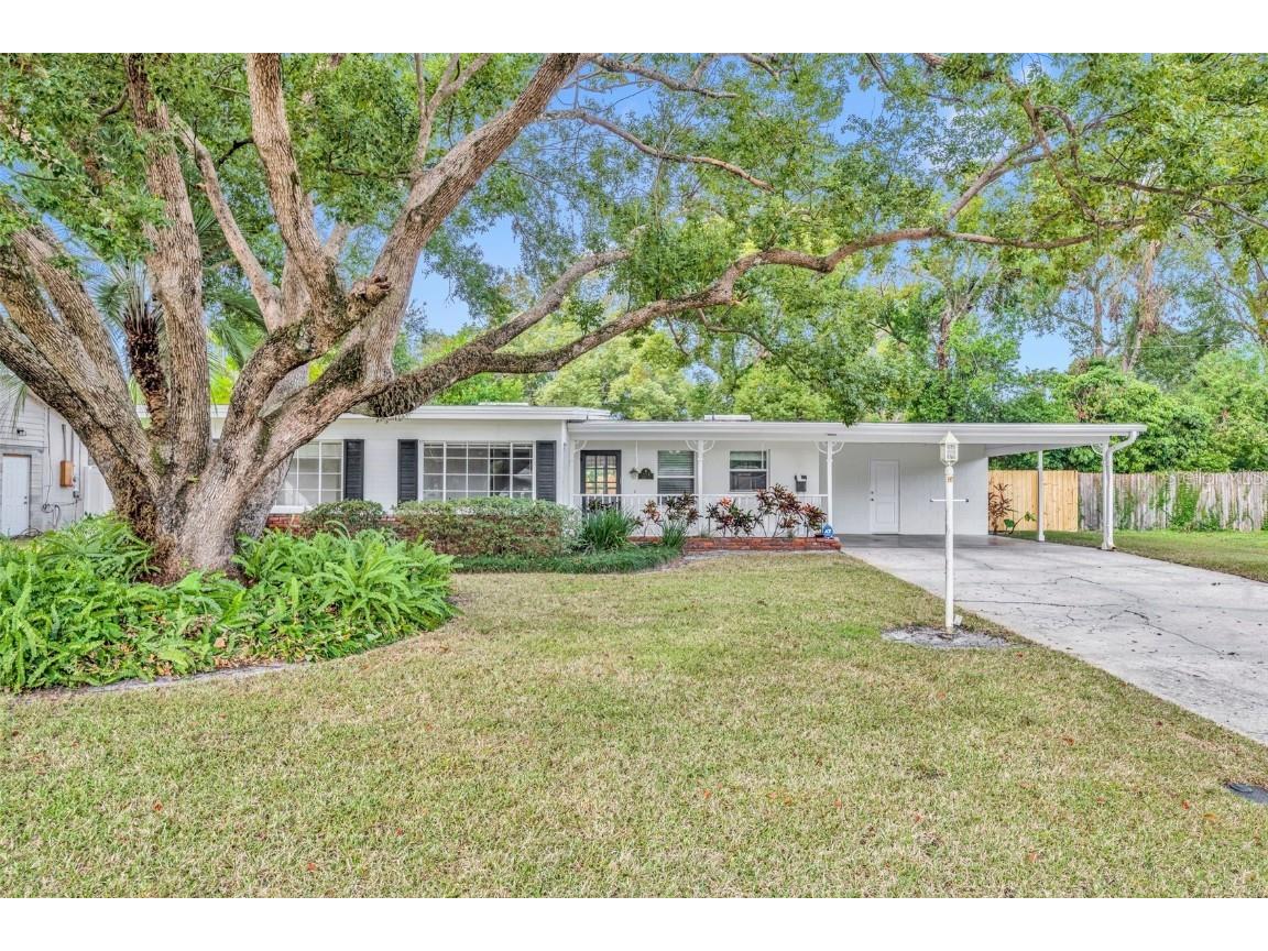 224 Ashwood Drive Maitland FL 32751 - Lake of The Woods O6263578 image1