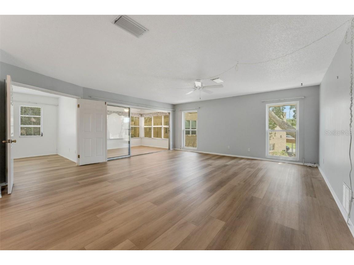 224 Aspen Circle #224 Seminole FL 33777 TB8387498 image5