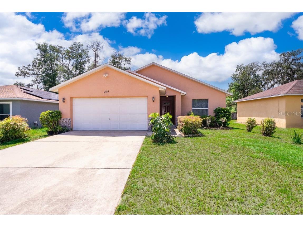 224 E 16th Street Apopka FL 32703 O6138558 image1