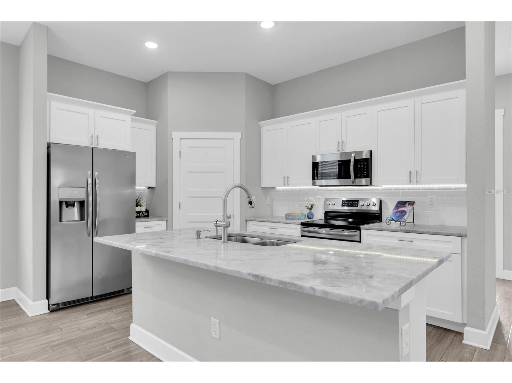 224 NE Jefferson Circle N Saint Petersburg FL 33702 TB8515553 image13