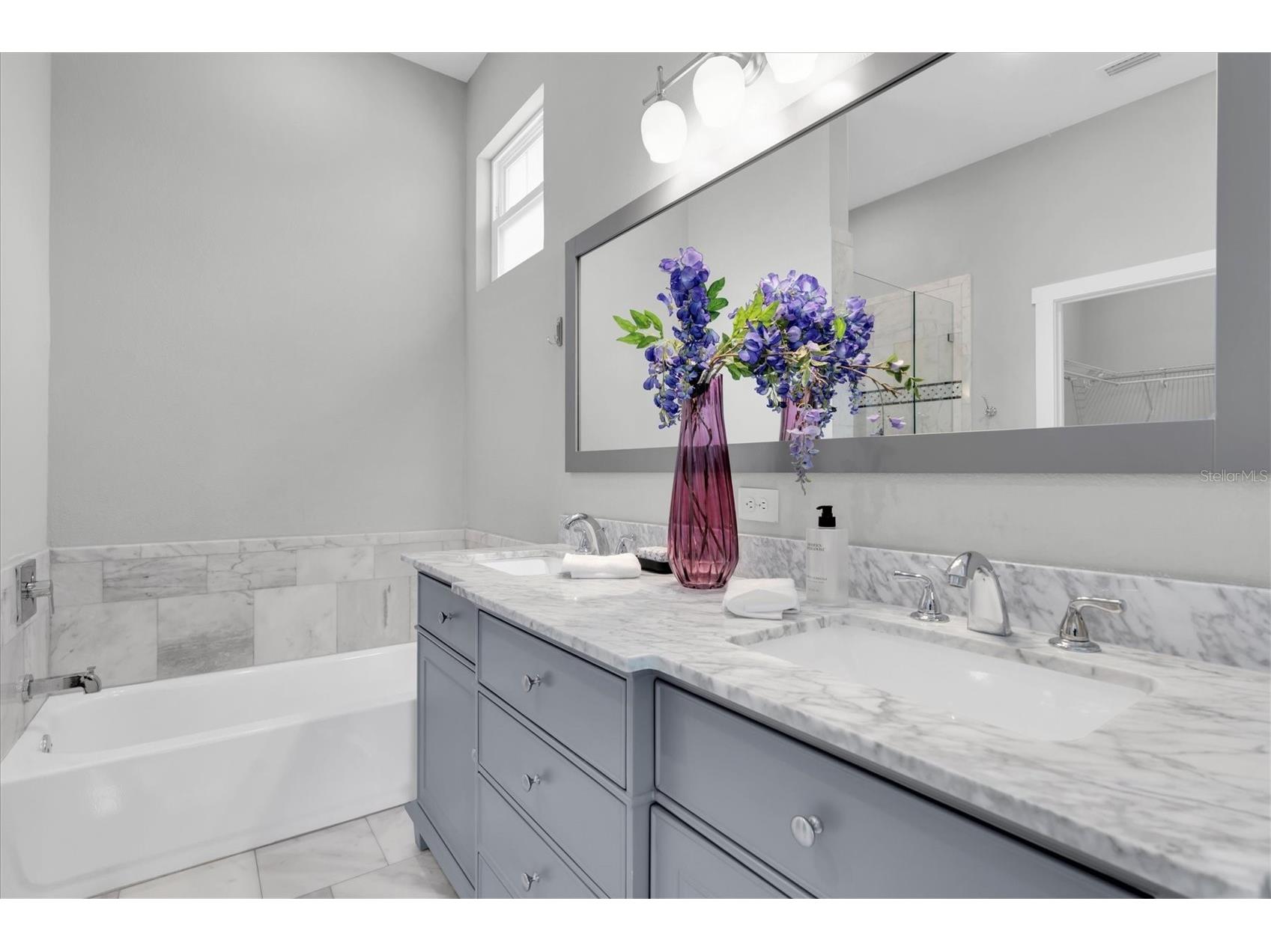 224 NE Jefferson Circle N Saint Petersburg FL 33702 TB8515553 image23
