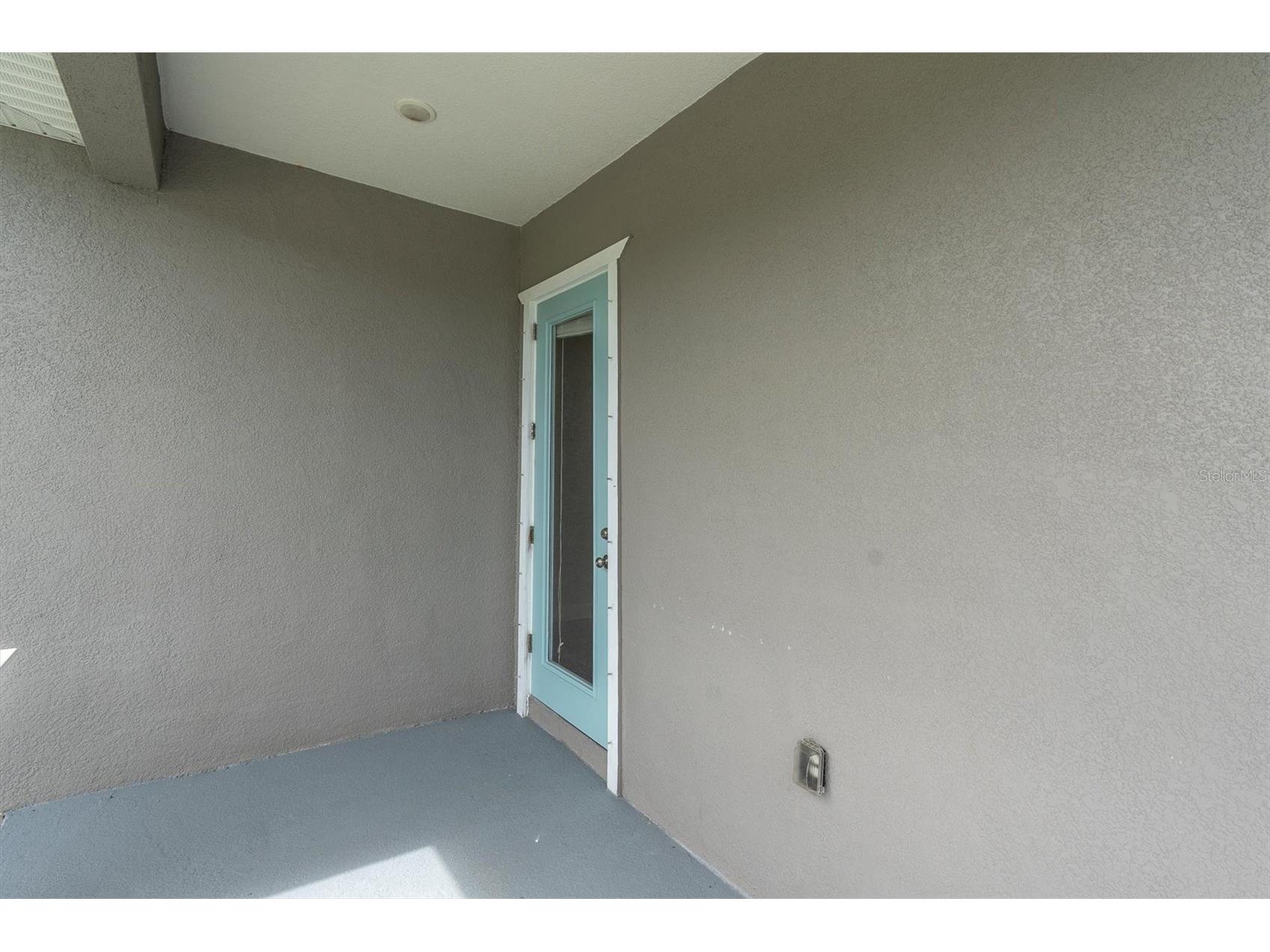 224 NE Jefferson Circle N Saint Petersburg FL 33702 TB8515553 image36