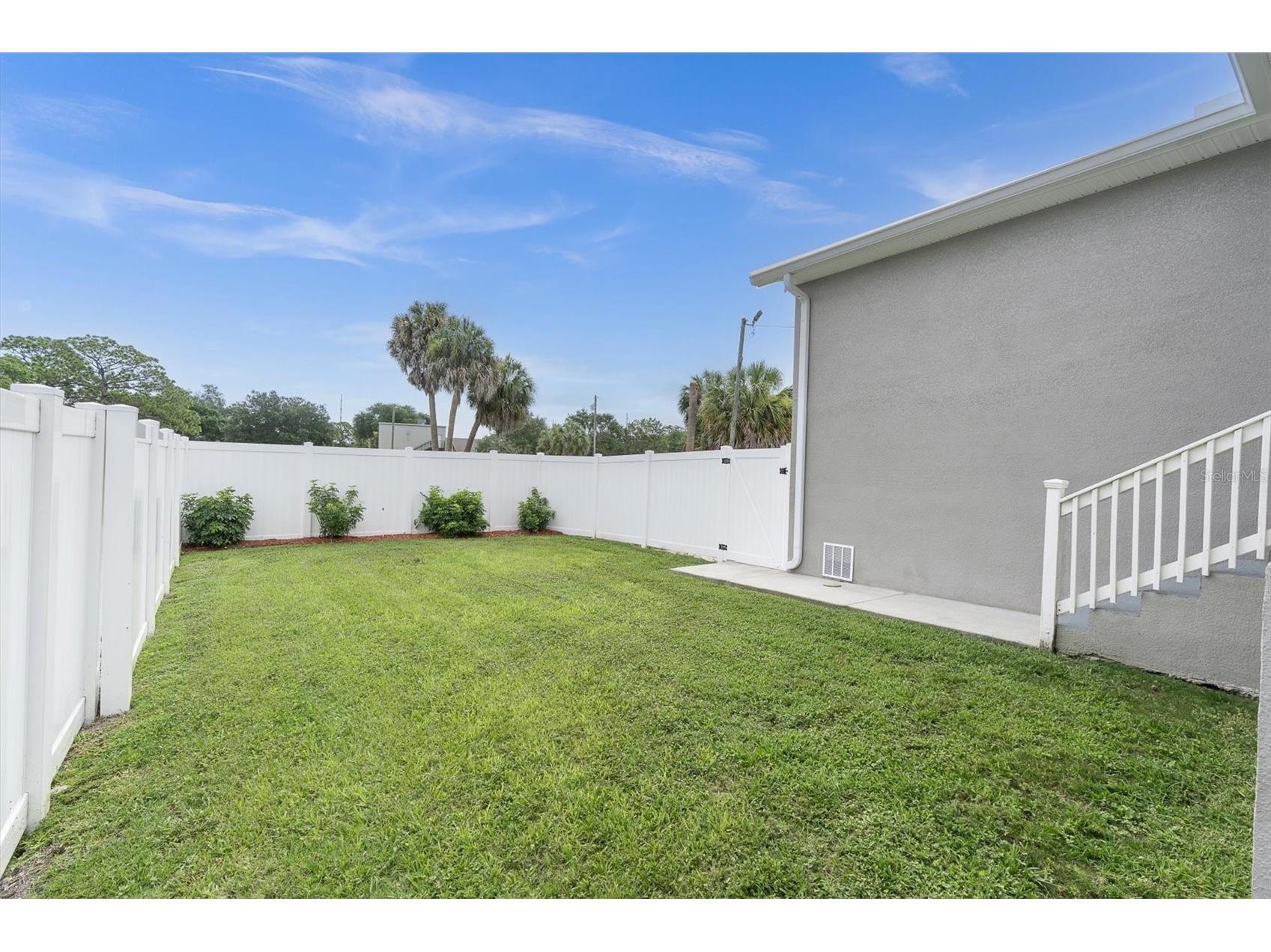 224 NE Jefferson Circle N Saint Petersburg FL 33702 TB8515553 image37