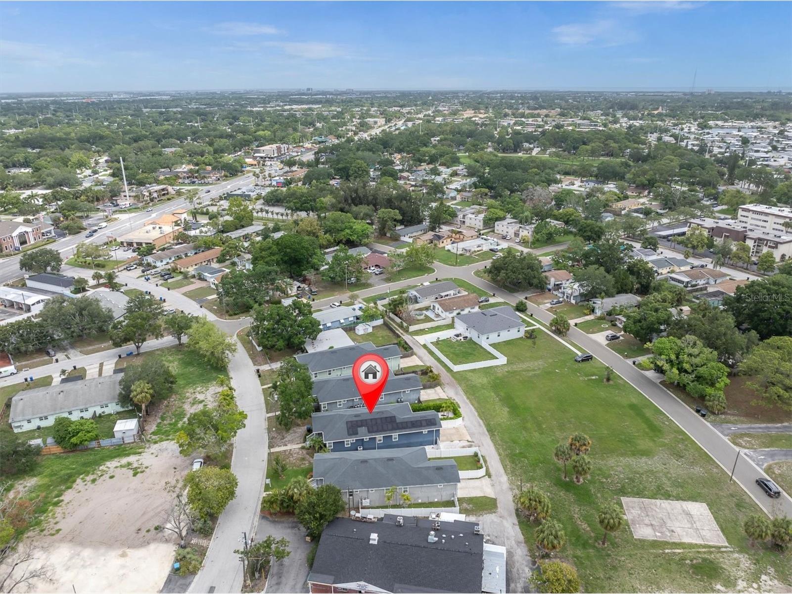 224 NE Jefferson Circle N Saint Petersburg FL 33702 TB8515553 image46