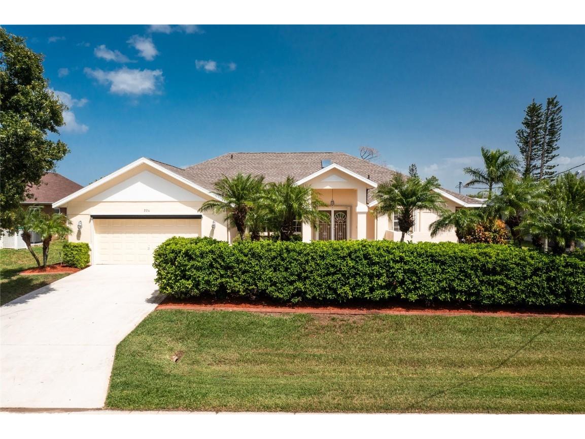 224 Rotonda Circle Rotonda West FL 33947 D6132067 image1