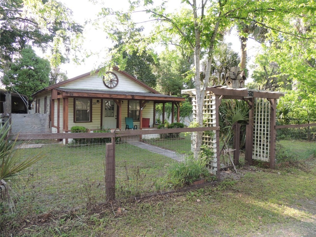 224 SE 1st Street Williston FL 32696 OM675674 image1