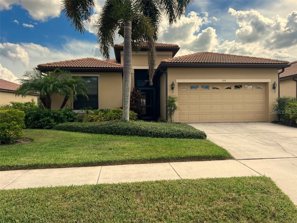 224 Silver Falls Drive Apollo Beach FL 33572 T3461054 image1