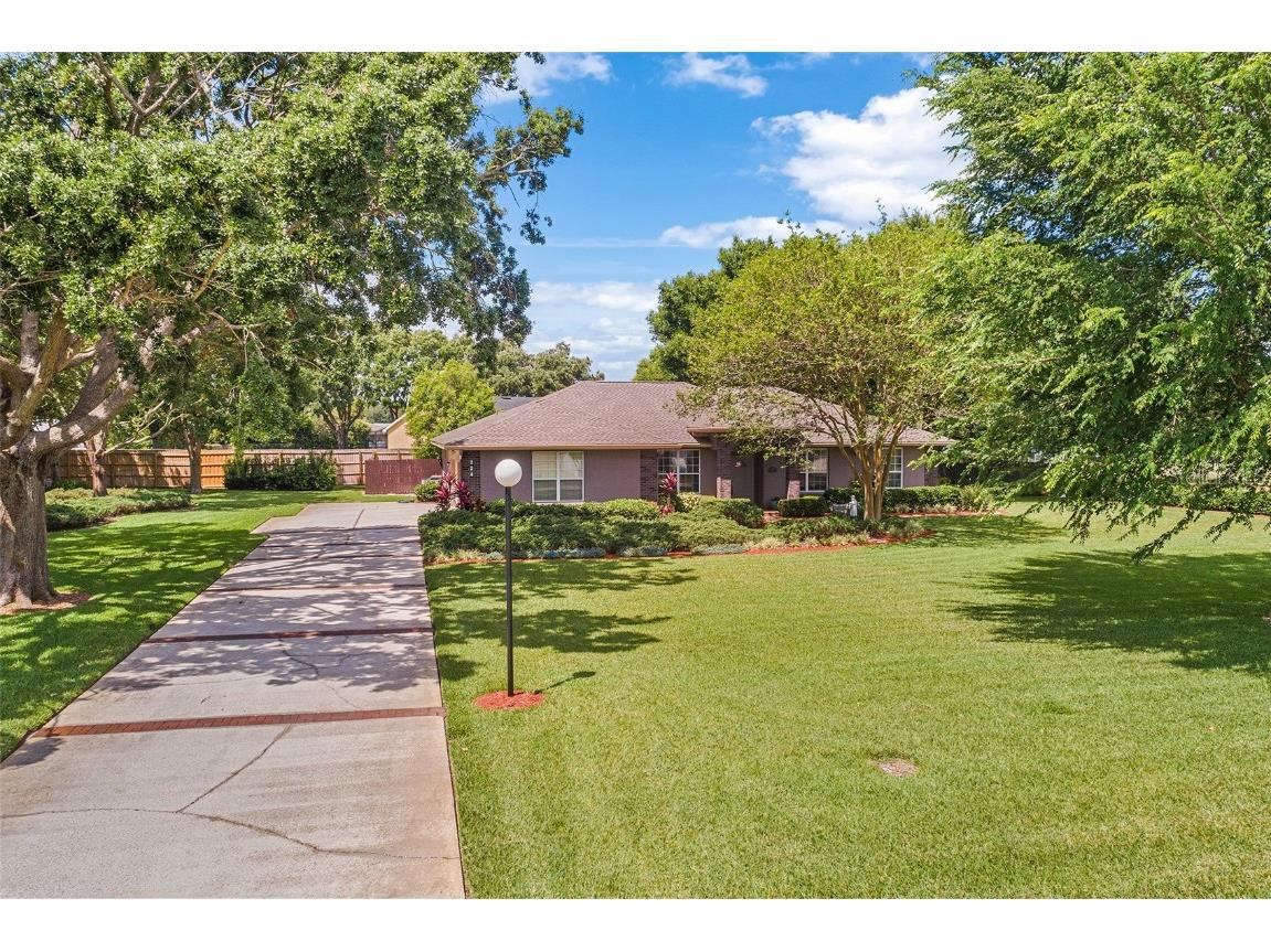 224 Sparkling Court Auburndale FL 33823 P4925217 image1