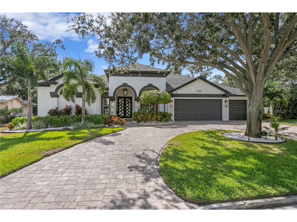 224 Toledo Way NE Saint Petersburg FL 33704 TB8431721 image1