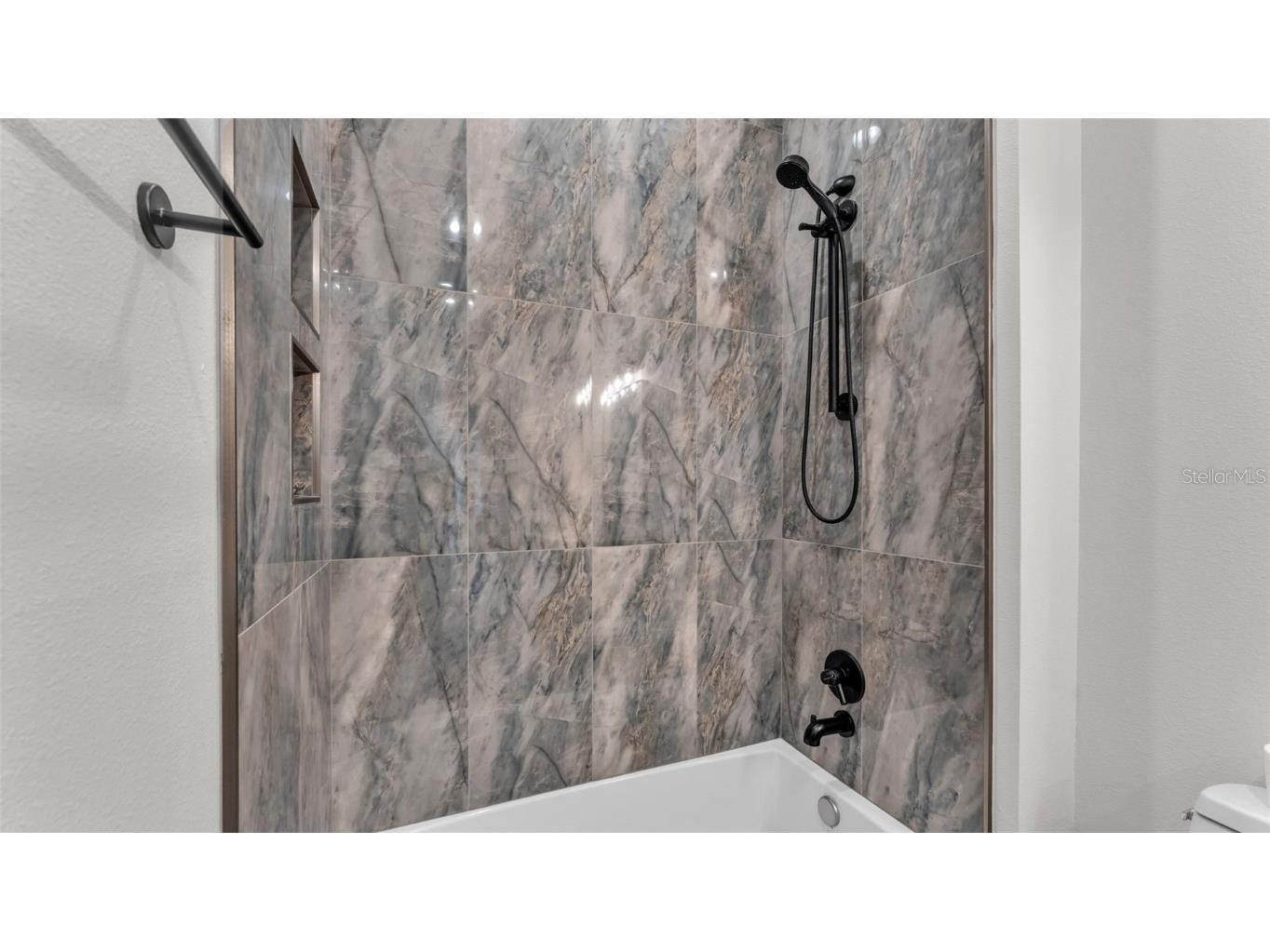 224 Valencia Ridge Drive Auburndale FL 33823 - FRESH WATER CONSERVATION POND L4955932 image28