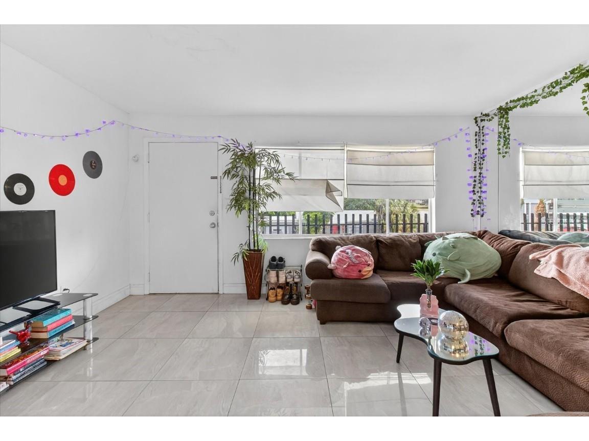 224 Waverly Way #9 Clearwater FL 33756 TB8436161 image10