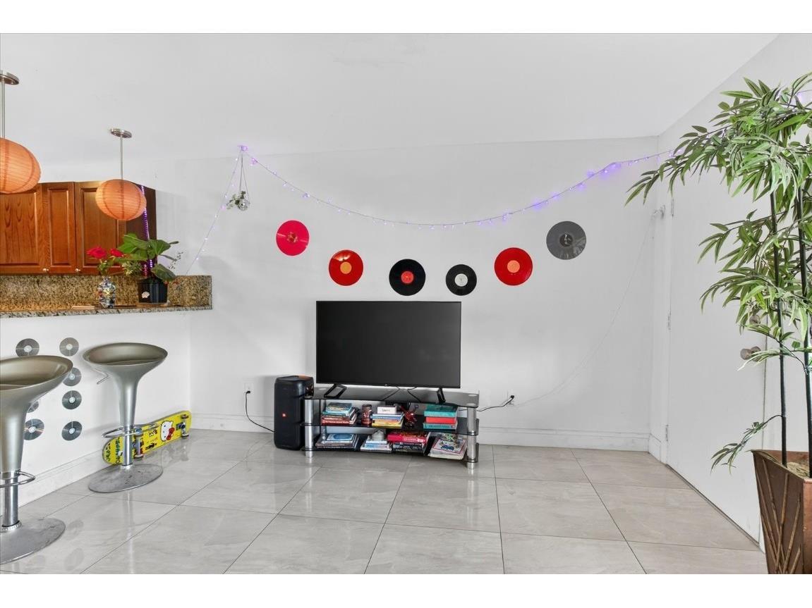 224 Waverly Way #9 Clearwater FL 33756 TB8436161 image14