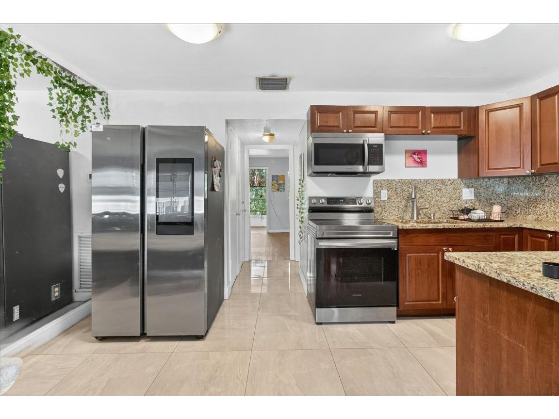 224 Waverly Way #9 Clearwater FL 33756 TB8436161 image21