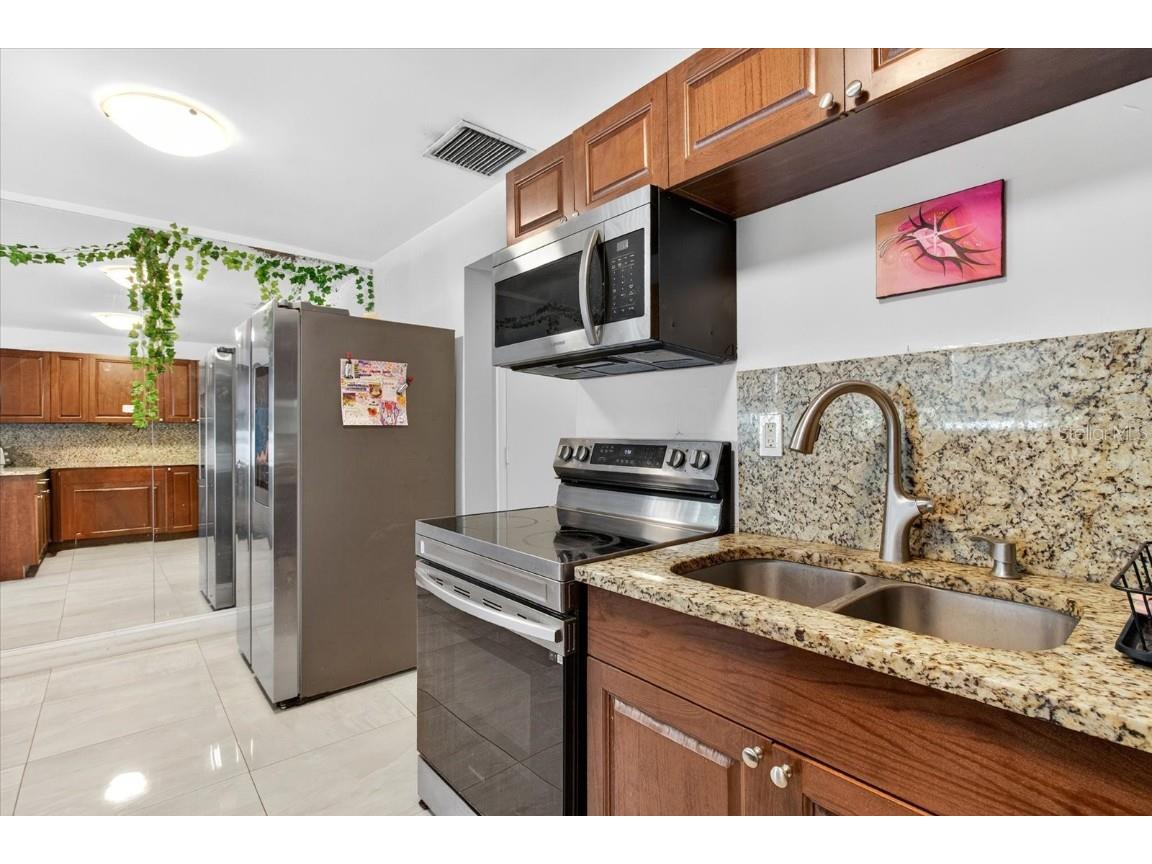 224 Waverly Way #9 Clearwater FL 33756 TB8436161 image27