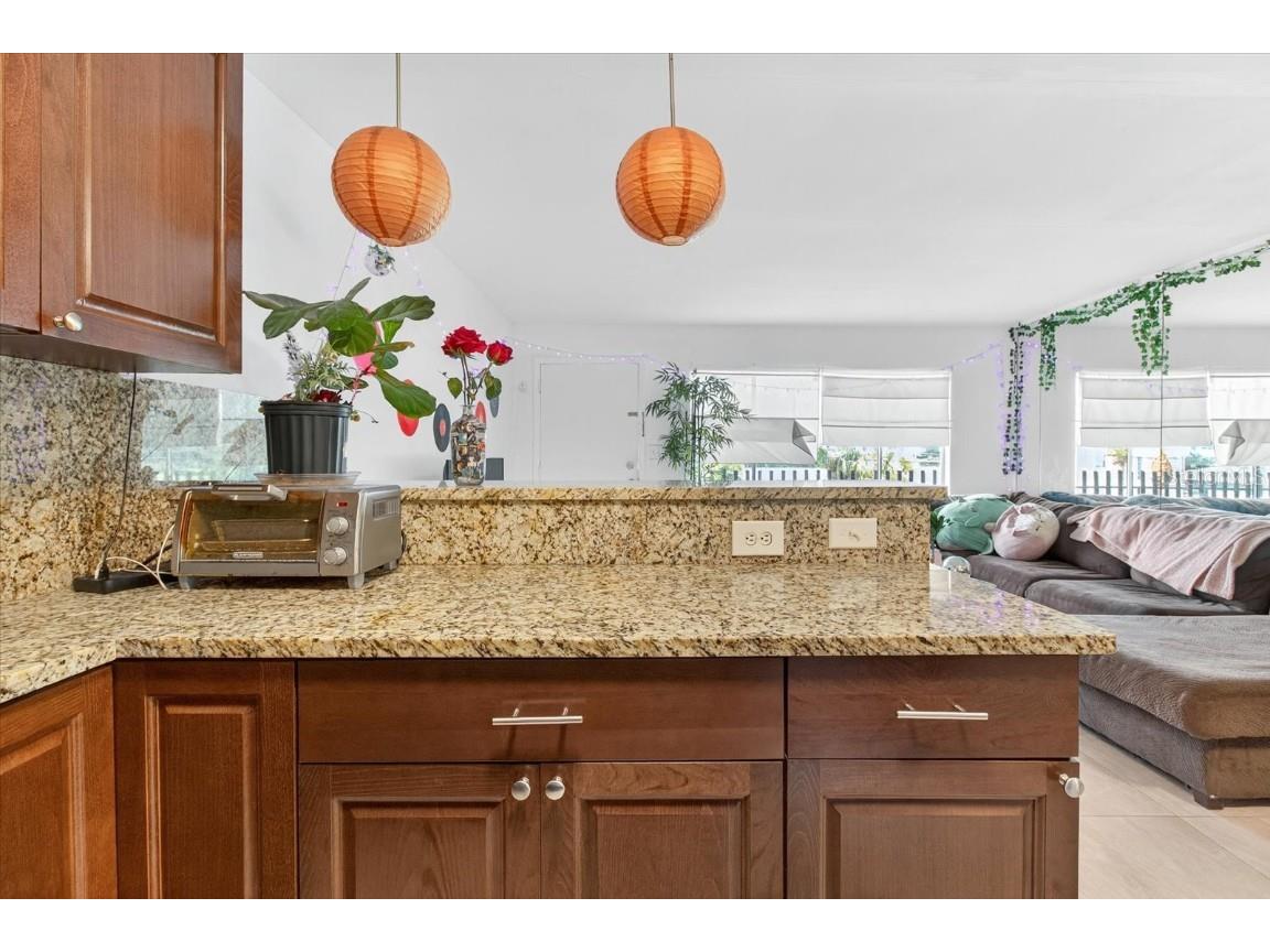 224 Waverly Way #9 Clearwater FL 33756 TB8436161 image32