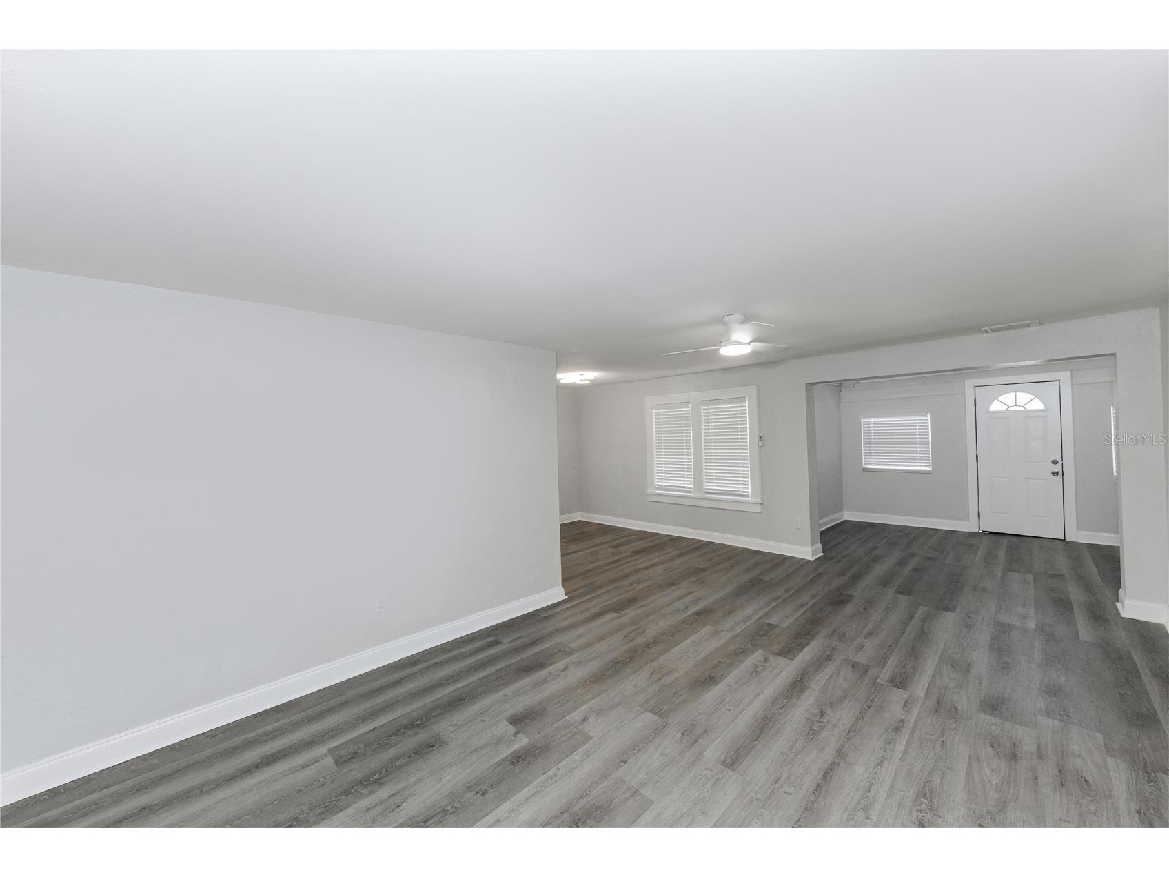 2240 10th Street S Saint Petersburg FL 33705 TB8522820 image20